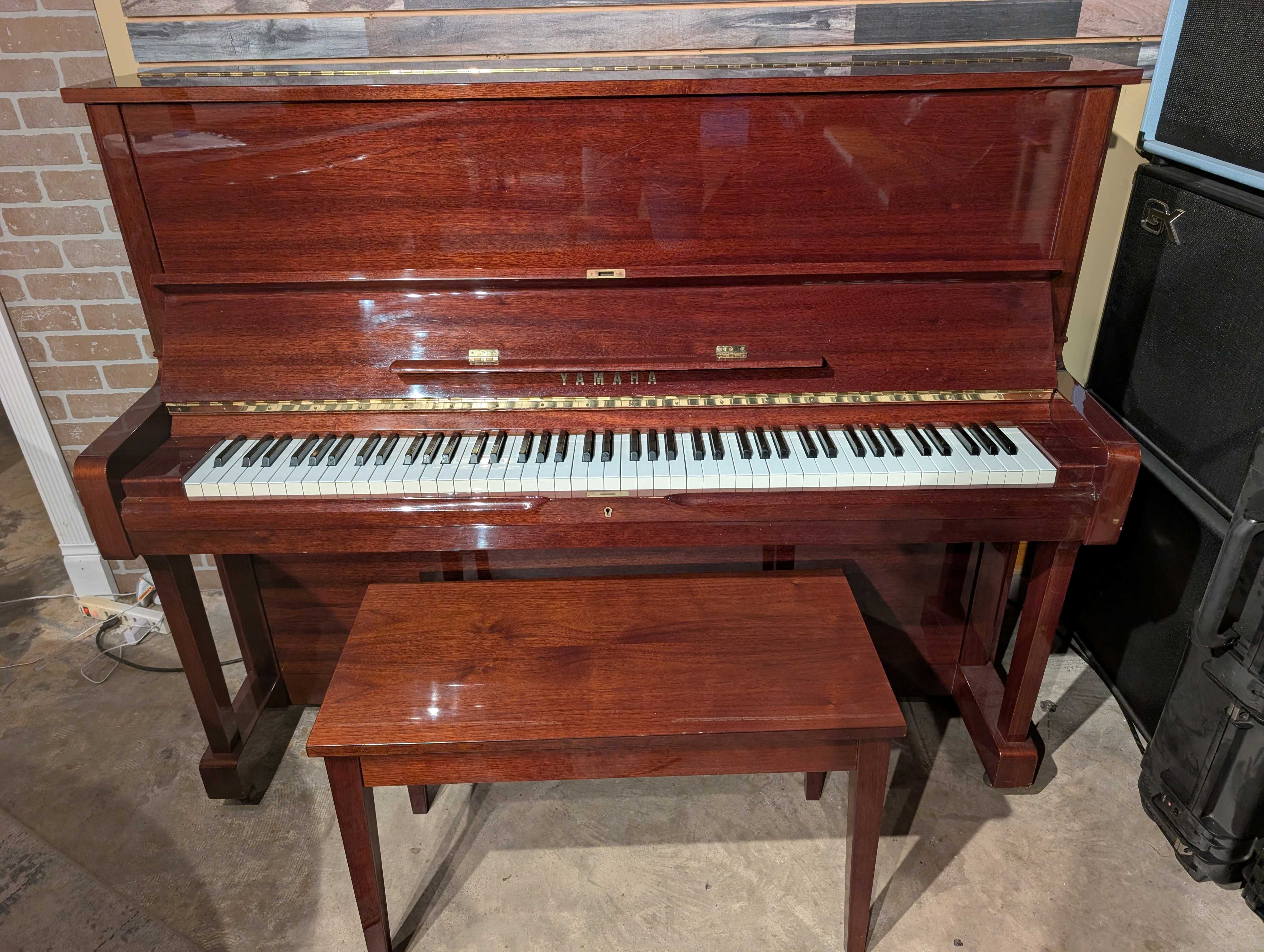 Yamaha U1